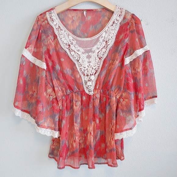 Free People Daydreamer Batwing Sleeve Lace Blouse Sz M Gypsy Boho Peasant - Picture 2 of 10